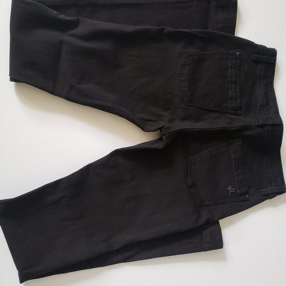 DL1961 Women's Joy Flare Jean Black Denim-Originally $178.00-New